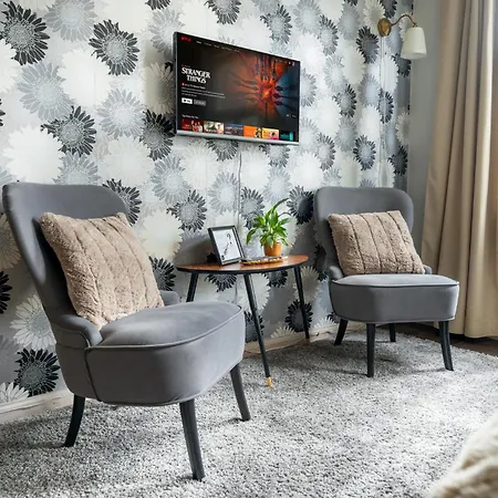 Garden Next To Telliskivi & Old Town Ταλίν